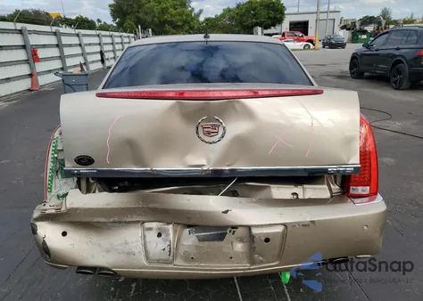 2006 Cadillac Dts z USA, uszkodzony, nr VIN 1G6KD57Y26U104371